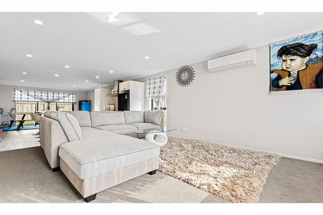 Photo of property in 1 Tippet Crescent, Wigram, Christchurch, 8025