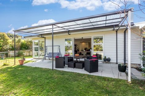 Photo of property in 62 Aotea Drive, Aotea, Porirua, 5024