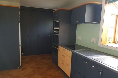 Photo of property in 98 Melbourne Road, Island Bay, Wellington, 6023