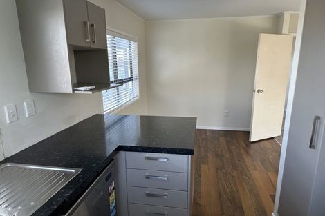 Photo of property in 24 Orton Street, Glenfield, Auckland, 0627