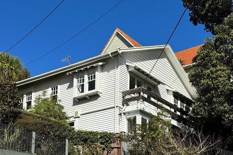Photo of property in 5u2 Grove Road, Kelburn, Wellington, 6012