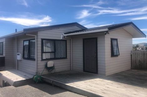 Photo of property in 18 Jasmine Grove, Maungaraki, Lower Hutt, 5010