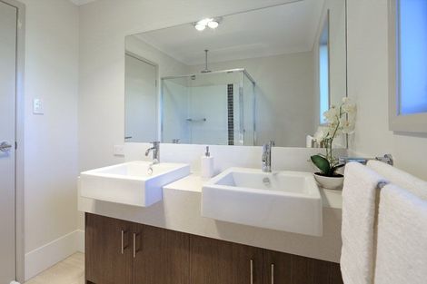 Photo of property in 90 Hayfield Way, Karaka, Papakura, 2113