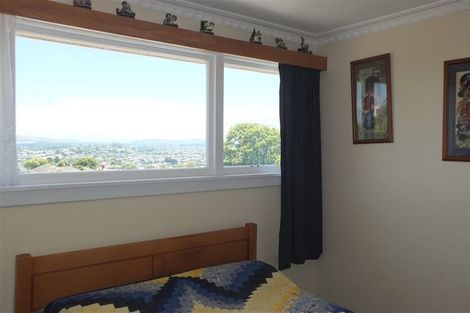 Photo of property in 12 Selwyn Street, South Hill, Oamaru, 9400