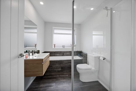 Photo of property in 8c Amy Way, Bell Block, New Plymouth, 4312