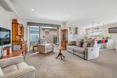 Photo of property in 7 Trevally Place, Snells Beach, 0920