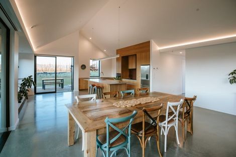 Photo of property in 10 Little Orchard Way, Wanaka, 9382