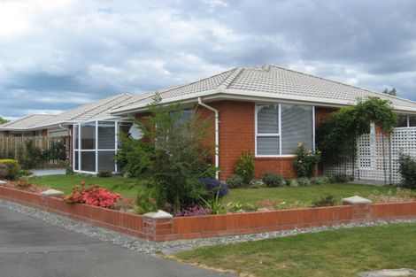 Photo of property in 14 Innisfree Place, Northwood, Christchurch, 8051