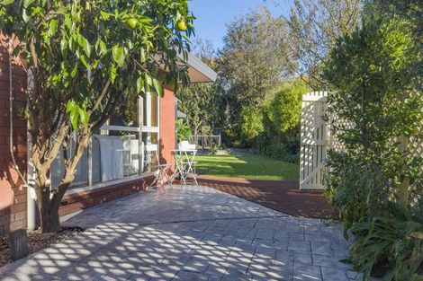 Photo of property in 9 Thoresby Mews, Avonhead, Christchurch, 8042