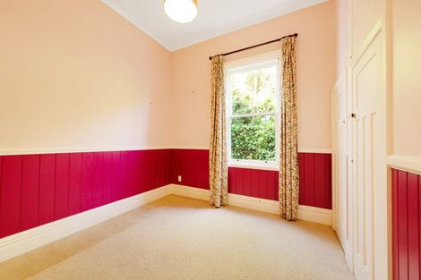 Photo of property in 3 Harbour View Road, Northland, Wellington, 6012