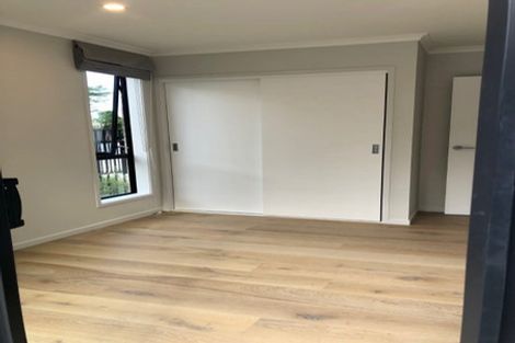 Photo of property in 2 Patariki Way, Beach Haven, Auckland, 0626