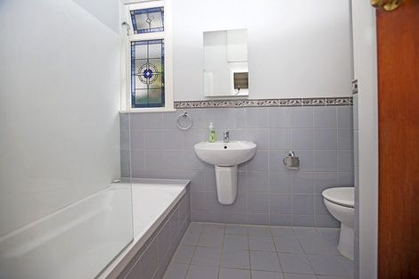 Photo of property in 63 Endeavour Street, Lyall Bay, Wellington, 6022