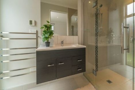 Photo of property in 21 Meyer Crescent, Halswell, Christchurch, 8025