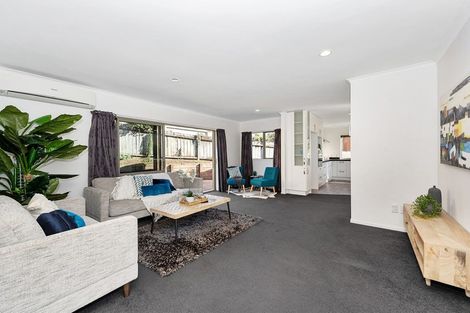 Photo of property in 16 Glenburn Place, Nawton, Hamilton, 3200