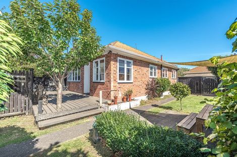 Photo of property in 14 Marshall Avenue, Whanganui East, Whanganui, 4500