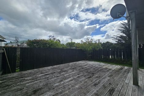 Photo of property in 2/54 Awamutu Grove, Waiwhetu, Lower Hutt, 5010