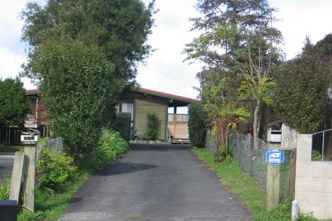 Photo of property in 51 Taioma Crescent, Te Atatu Peninsula, Auckland, 0610