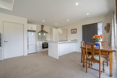 Photo of property in 10 Pop Andrew Drive, Te Anau, 9600