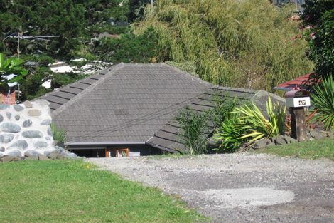 Photo of property in 47 Fairmount Road, Titirangi, Auckland, 0604