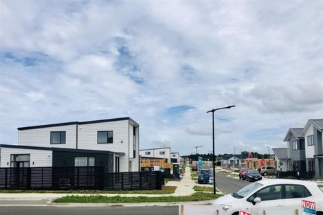 Photo of property in 11 Hoiho Road, Pukekohe, 2120