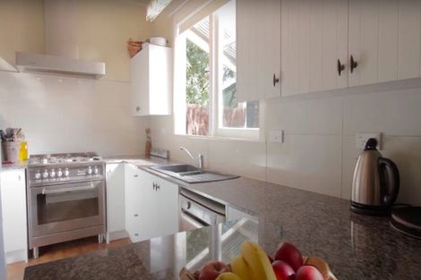 Photo of property in 100 Roberts Road, Te Atatu South, Auckland, 0610