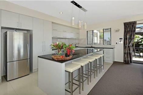 Photo of property in 2 Vivian Road, Silverdale, 0932