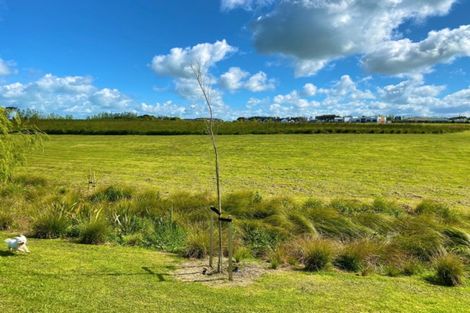 Photo of property in 60 Hartwell Drive, Kelvin Grove, Palmerston North, 4470