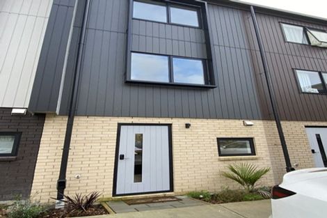 Photo of property in 51 Jabuka Street, Glen Eden, Auckland, 0602