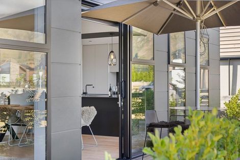 Photo of property in 21a Deans Drive, Wanaka, 9305