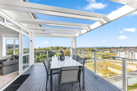 Photo of property in 72 Landmark Terrace, Orewa, 0931