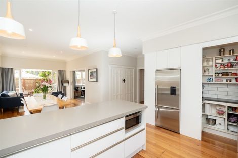 Photo of property in 13 Firth Street, Hamilton East, Hamilton, 3216