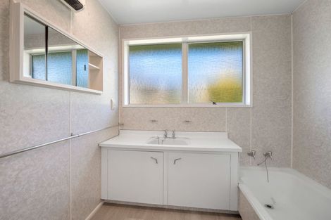 Photo of property in 37 Awamoa Road, Holmes Hill, Oamaru, 9401