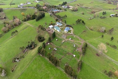 Photo of property in 800 Tuhikaramea Road, Ngahinapouri, Hamilton, 3290