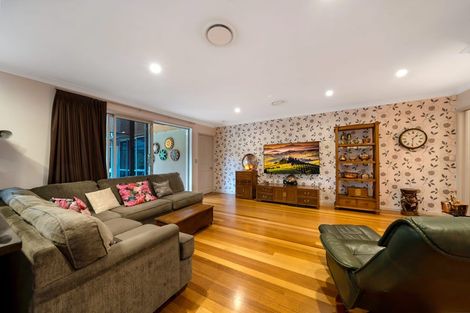 Photo of property in 33 Mudgeways Road, Massey, Auckland, 0614