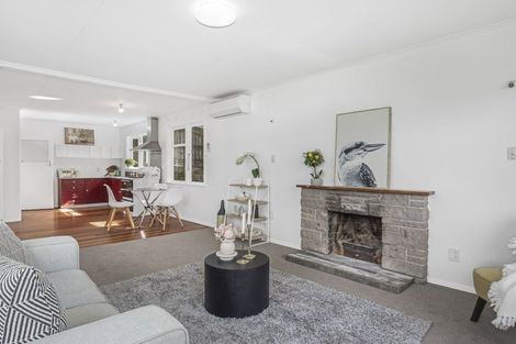 Photo of property in 6 Hampshire Street, Cannons Creek, Porirua, 5024