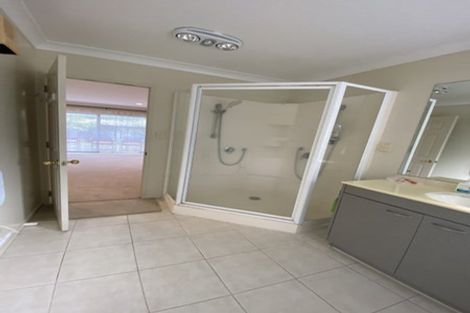 Photo of property in 10 Mullagh Place, East Tamaki Heights, Auckland, 2016