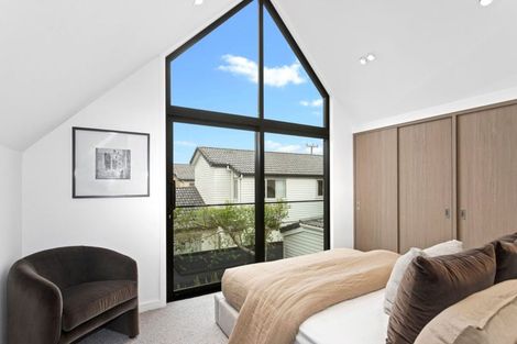 Photo of property in 1b Creamer Avenue, Belmont, Auckland, 0622
