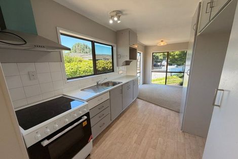 Photo of property in 8 Le Havre Place, Takanini, 2112