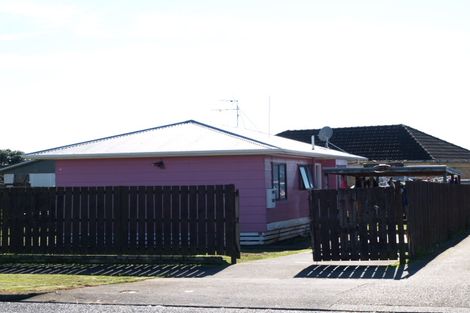 Photo of property in 2/41 Vine Street, Mangere East, Auckland, 2024