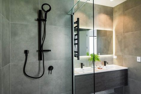 Photo of property in 18 Mina Way, Browns Bay, Auckland, 0630