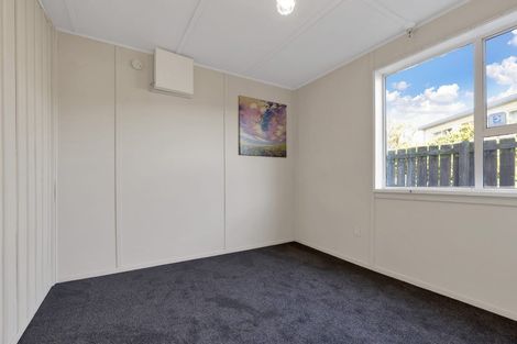 Photo of property in 24 Penfold Square, Leithfield, 7481