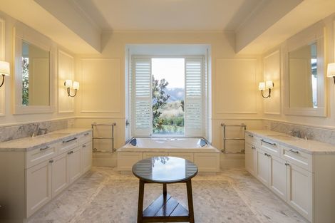 Photo of property in 2 Haggitt Lane, Lake Hayes, Queenstown, 9371