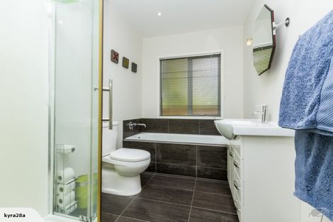 Photo of property in 22a Reynolds Place, Torbay, Auckland, 0630