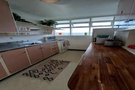 Photo of property in Gateway Apartments, 19 Maida Vale Road, Roseneath, Wellington, 6011