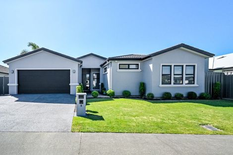 Photo of property in 5 Aoraki Road, Poraiti, Napier, 4112