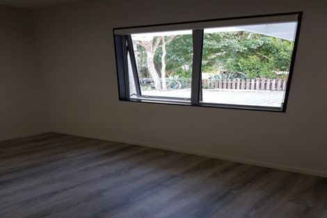 Photo of property in 76 Gallony Avenue, Massey, Auckland, 0614