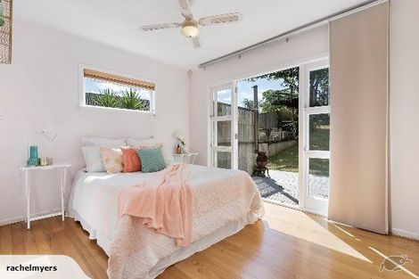 Photo of property in 103 Captain Scott Road, Glen Eden, Auckland, 0602