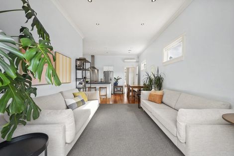 Photo of property in 99a Freyberg Street, Lyall Bay, Wellington, 6022