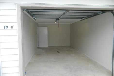 Photo of property in 19u7 Collins Avenue, Tawa, Wellington, 5028