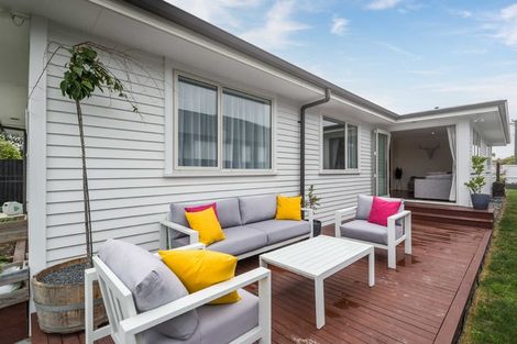 Photo of property in 33 Reginald Street, Burwood, Christchurch, 8083